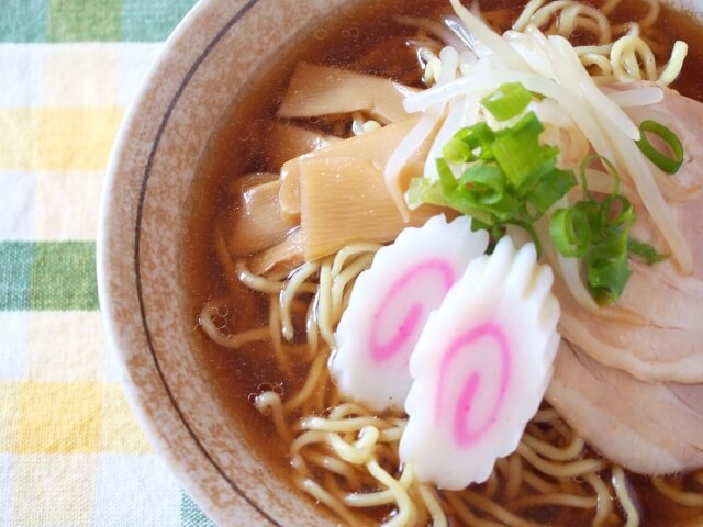 嵐にしやがれmemo 米倉涼子さん ラーメン デスマッチ 青島食堂 流星軒 箸とレンゲ 銀座 八五 玉 Memoruのいろは